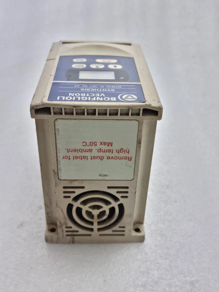 BONFIGLIOLI VECTRON SYN10 S 220 05 AF FREQUENCY CONVERTER SYNTHESIS SYN10